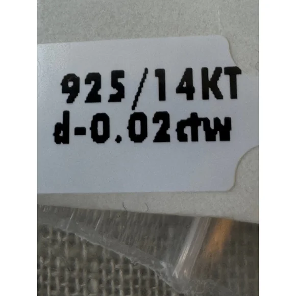 Dragonfly necklace with natural mined diamonds - Picture 6 of 8